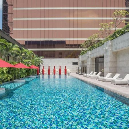 The Lin Hotel Тайджун Екстериор снимка The pool at the hotel