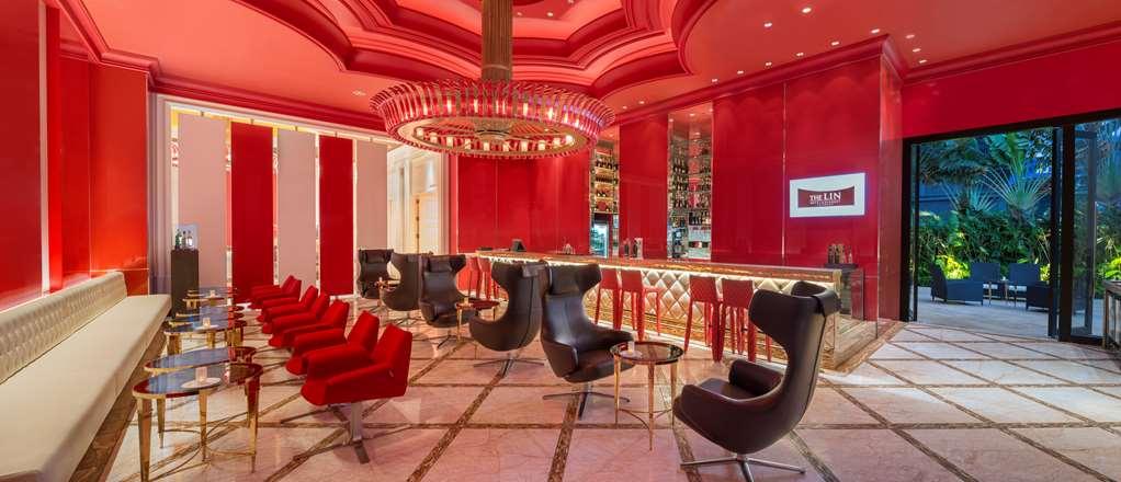 The Lin Hotel Тайджун Ресторант снимка The Link Lounge