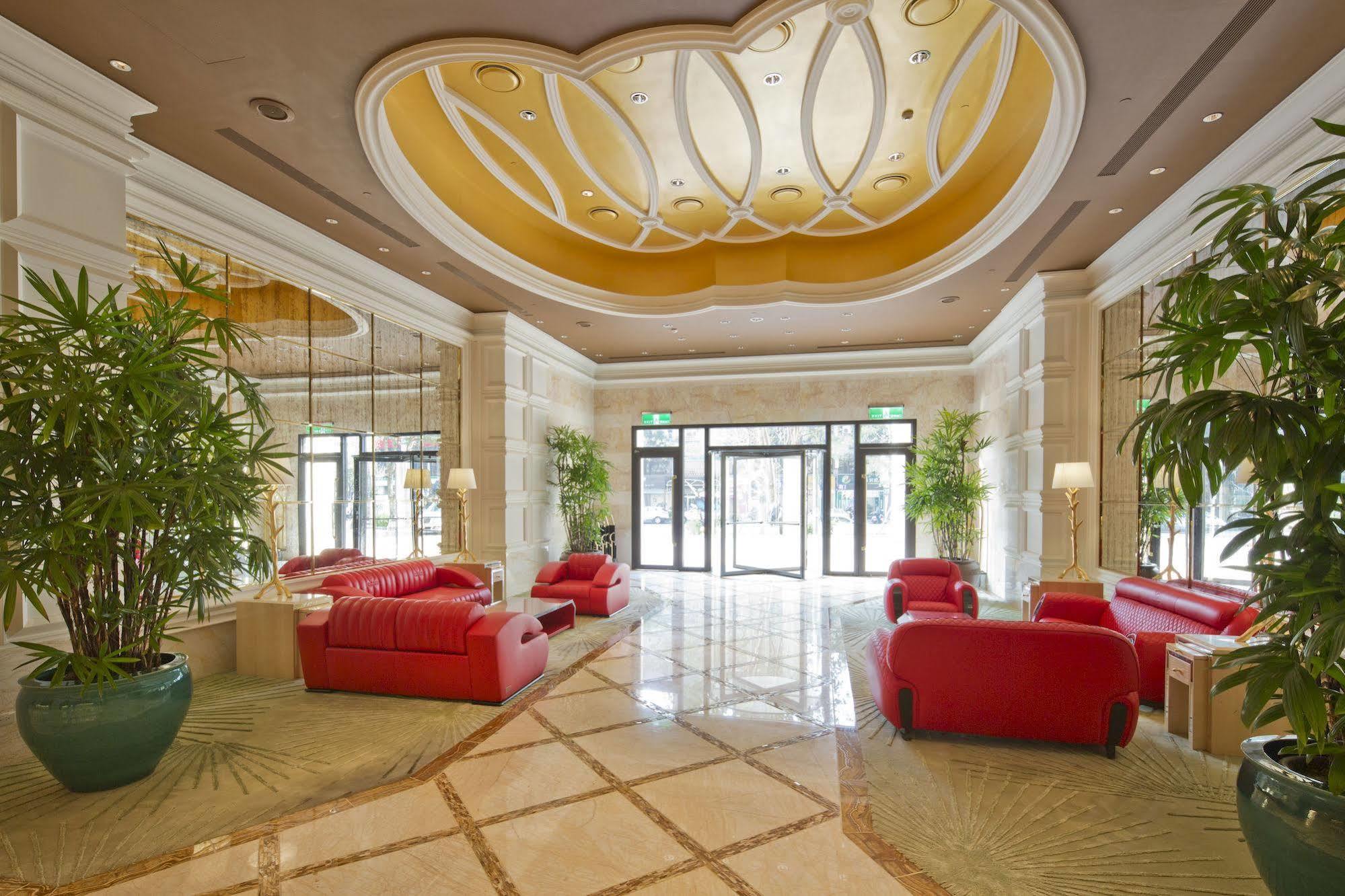 The Lin Hotel Тайджун Екстериор снимка Lobby