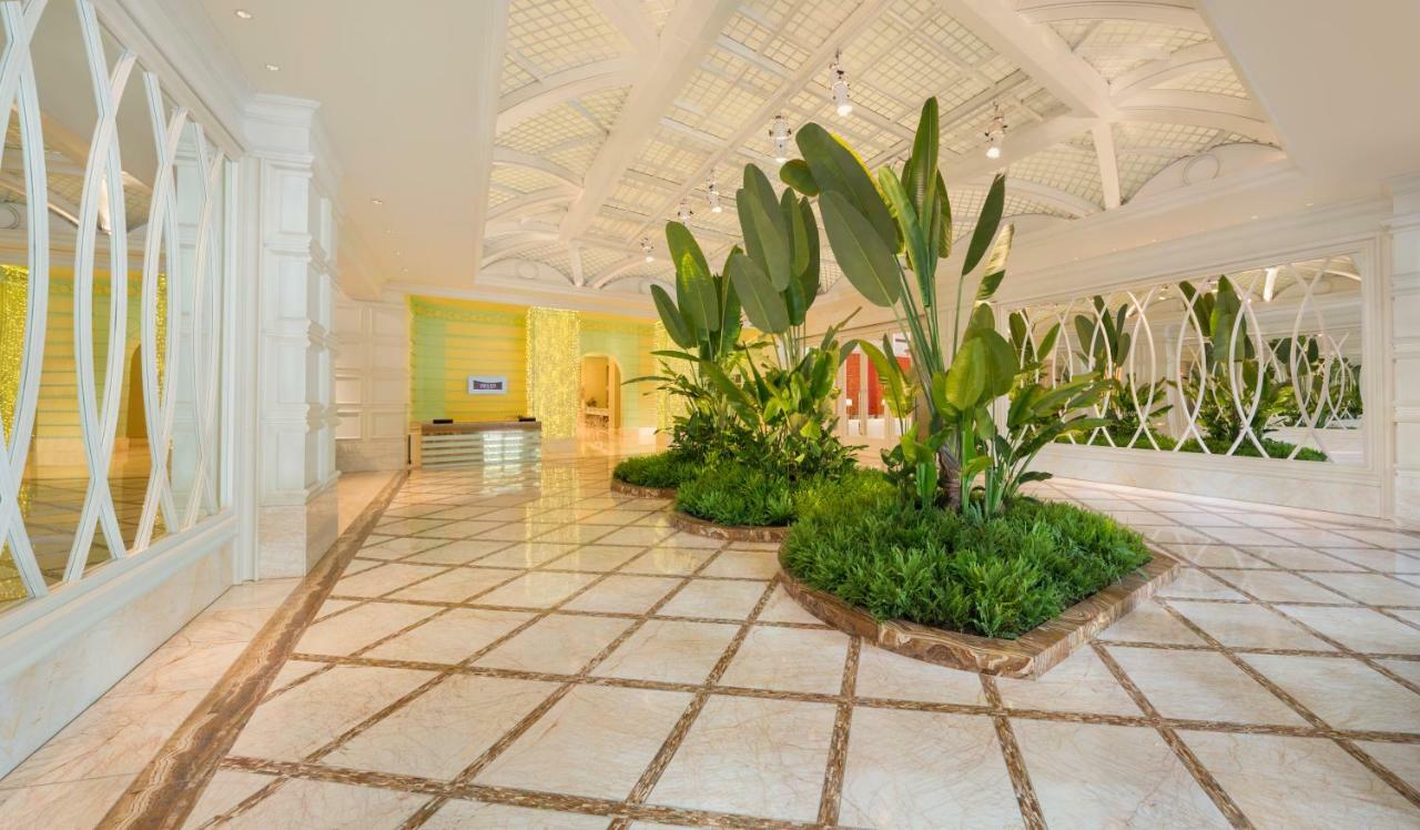 The Lin Hotel Тайджун Екстериор снимка Lobby